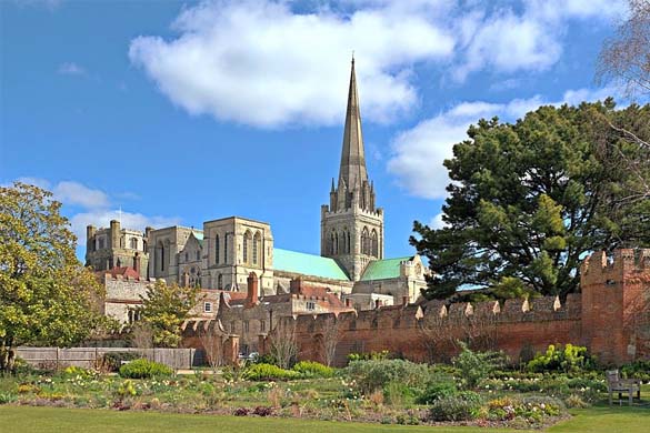 Chichester Cathedral | Chichester Holiday Homes | Simple Getaway