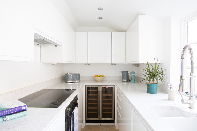 Kitchen | No.42 | Arundel Holiday Homes | Simple Getaway
